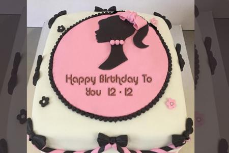 Birthday cake for girls with names and greetings