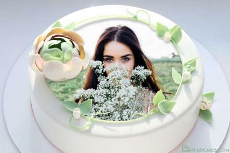 Generate Photo On Green Flower Birthday Cake Online