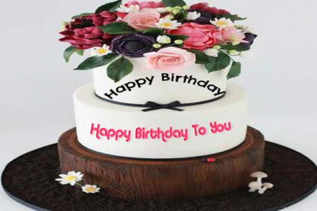Write wishes on birthday cake