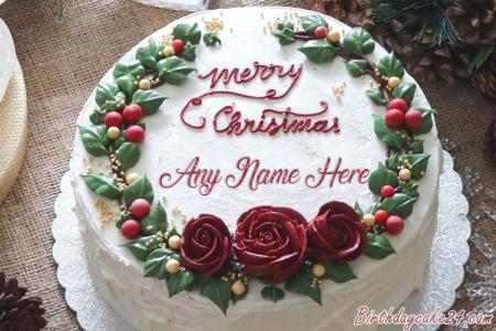Write Name On Christmas Cakes For Everyone