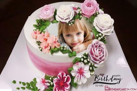 Personalize Photos on Lovely Flower Birthday Cakes