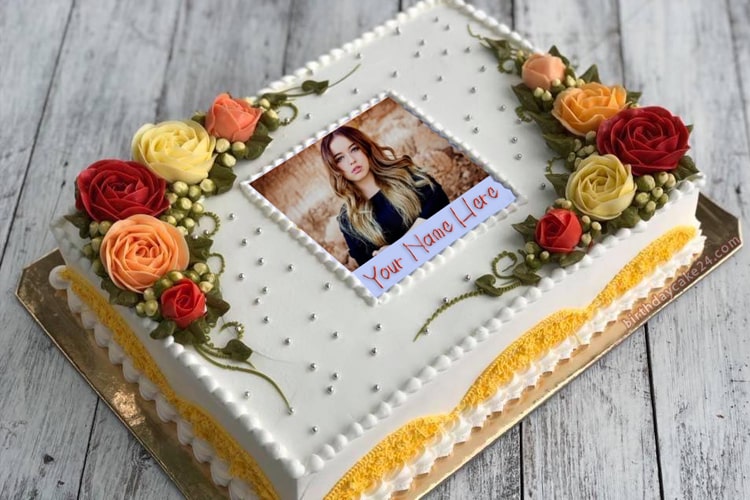 Photo And Name On Lovely Flower Birthday Cake