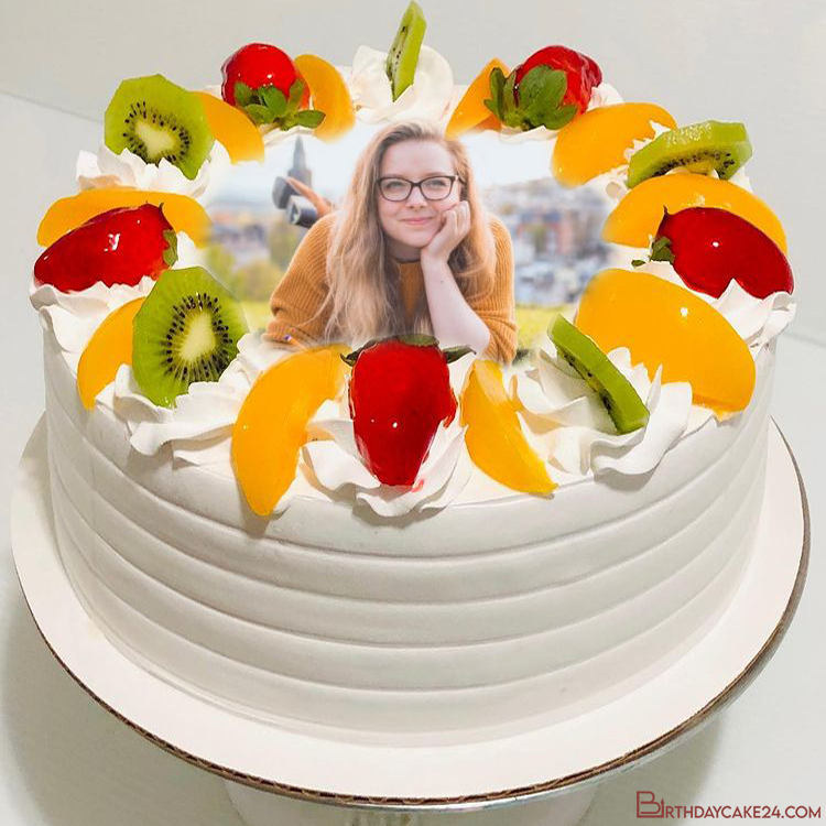Kiwi Fruit Flavour Cake in Donholm - Meals & Drinks, Faith Roynes |  Jiji.co.ke